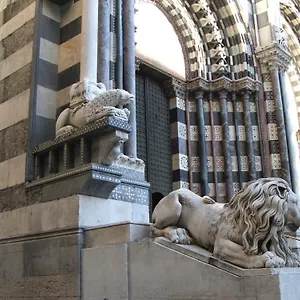 San Lorenzo Central Génova
